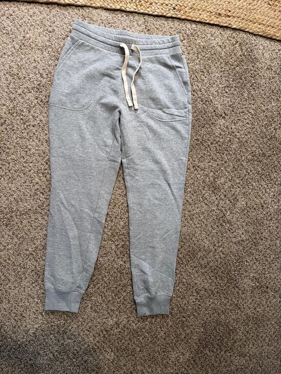 GAP Dresses & Skirts - Gap gray sweat joggers EUC XS 3214